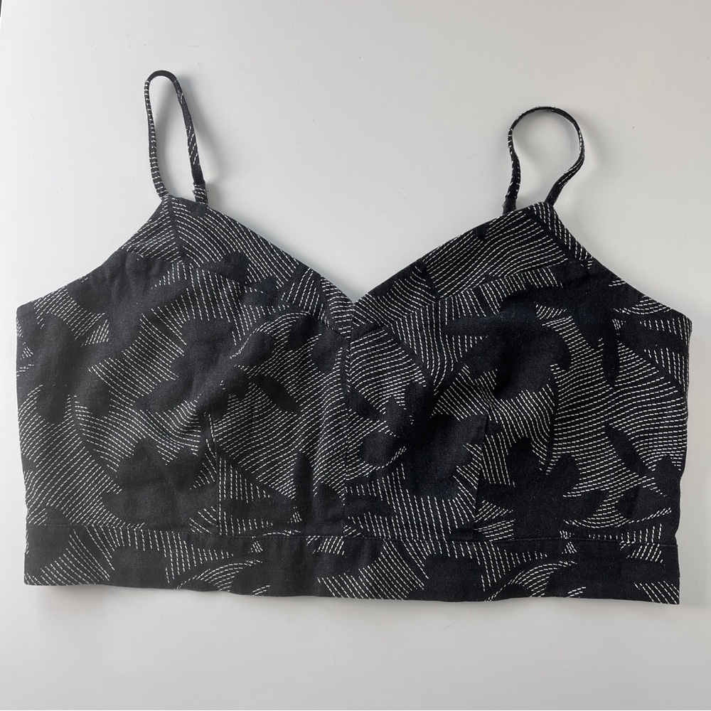Universal Thread Linen Blend Crop Top Black Floral Smocked Back Boho